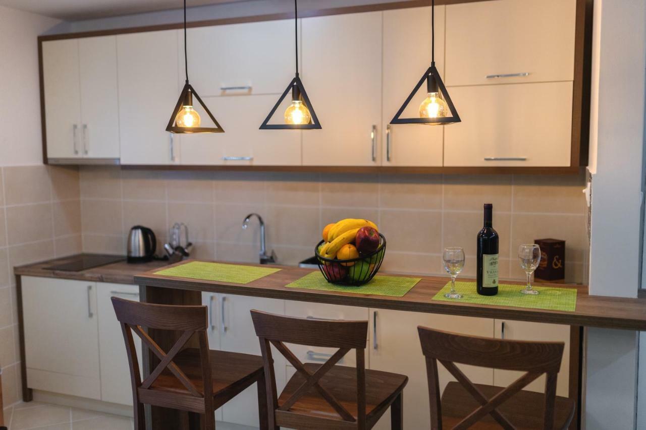 Apartmani Tref Petrovac 外观 照片