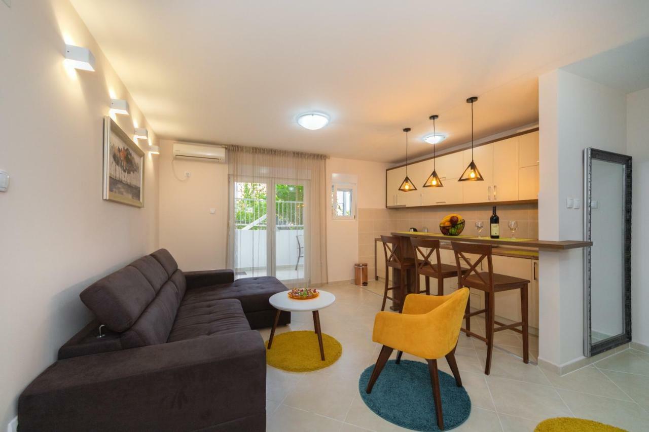 Apartmani Tref Petrovac 外观 照片