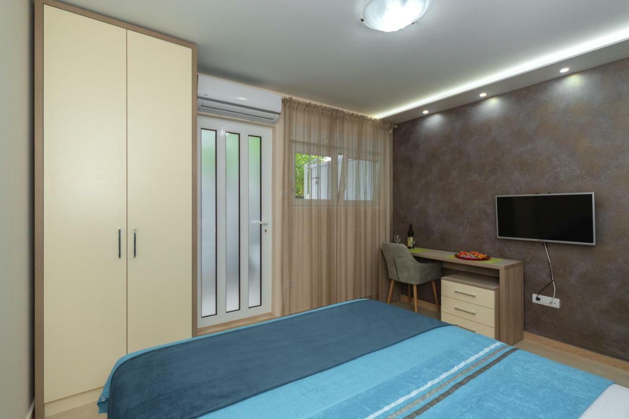 Apartmani Tref Petrovac 外观 照片