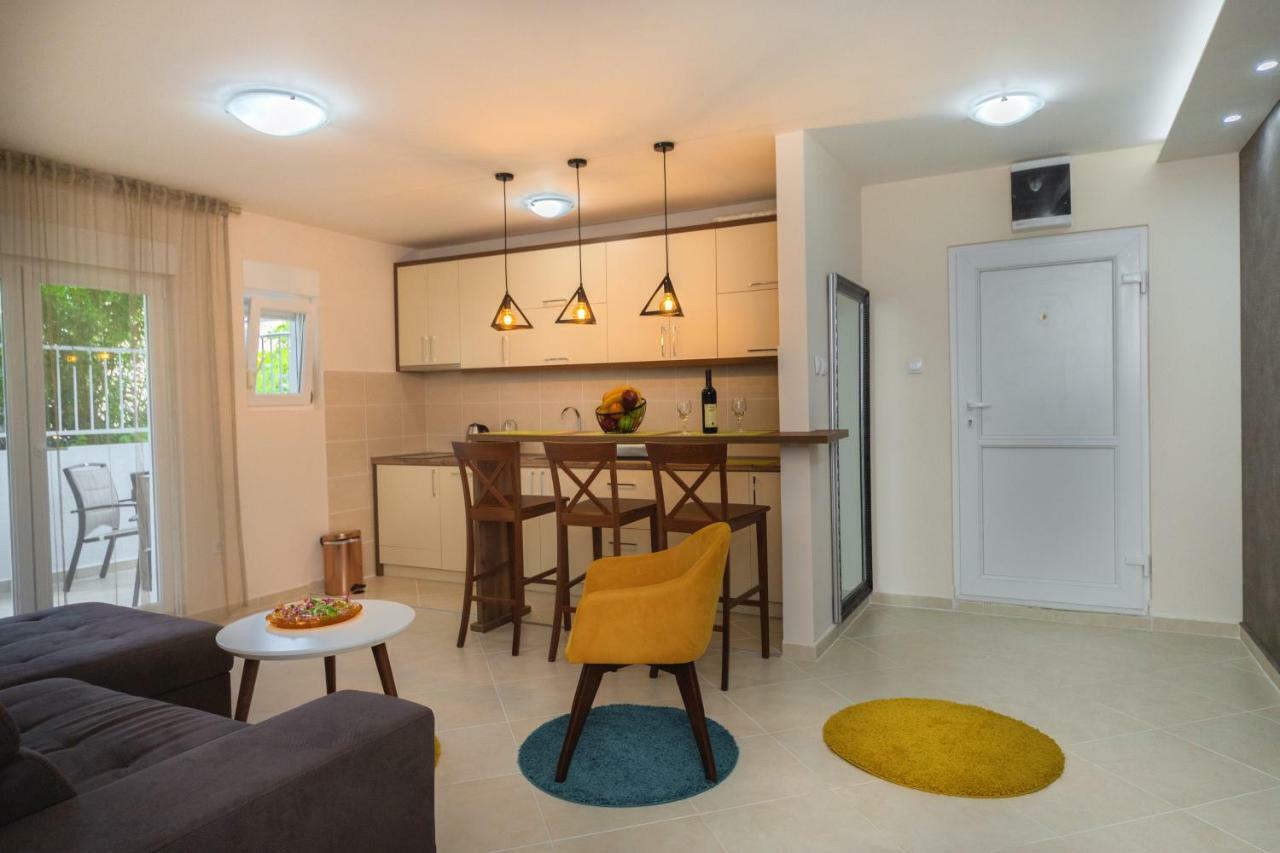Apartmani Tref Petrovac 外观 照片