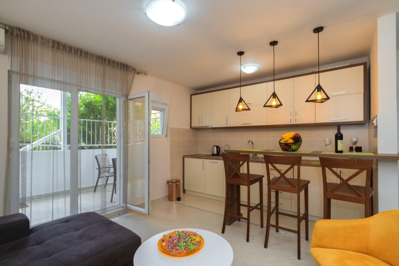 Apartmani Tref Petrovac 外观 照片
