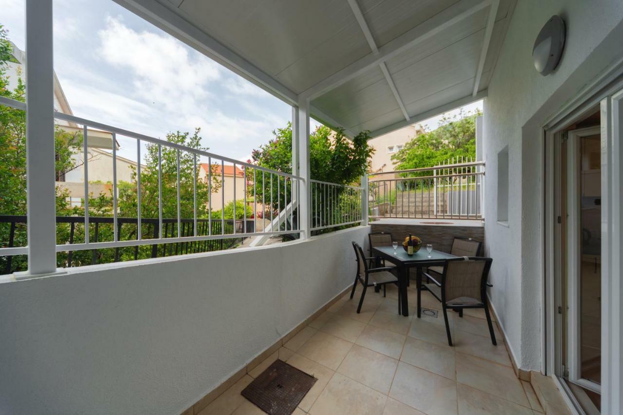 Apartmani Tref Petrovac 外观 照片